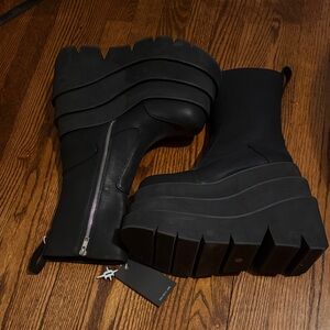Platform Dolls kill boots - Black